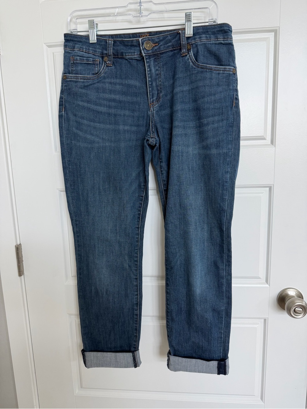 KUT From The Kloth Straight Leg Jeans Size 6 Medium Wash Cuffed KP9065MA2 Blue